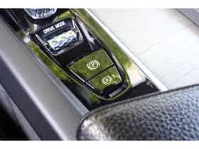 Volvo XC60 thumbnail 30