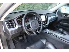Volvo XC60 thumbnail 4