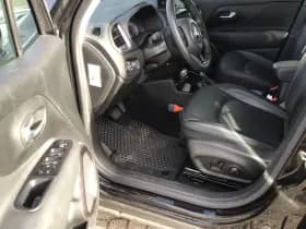 Jeep Renegade thumbnail 10
