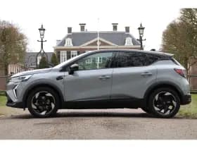 Renault Captur thumbnail 2