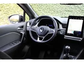 Renault Captur thumbnail 10
