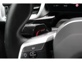 BMW iX1 thumbnail 13