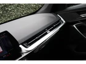 BMW iX1 thumbnail 19