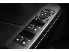 Ford Kuga thumbnail 22