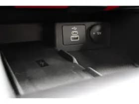 Ford Kuga thumbnail 28