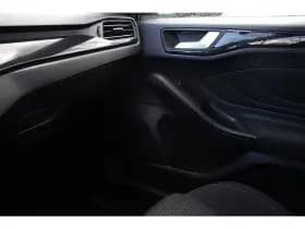 Ford Focus thumbnail 25