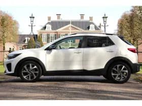 Kia Stonic thumbnail 2