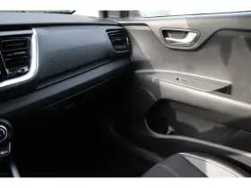 Kia Stonic thumbnail 23