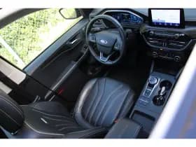 Ford Kuga thumbnail 35
