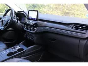 Ford Kuga thumbnail 6