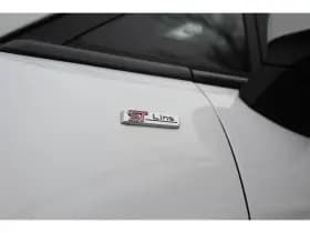 Ford Fiesta thumbnail 36