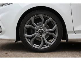 Ford Fiesta thumbnail 37