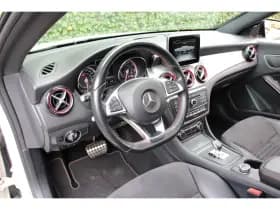 Mercedes-Benz CLA-Klasse thumbnail 4