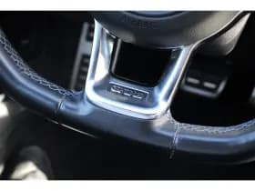 Volkswagen Golf thumbnail 11