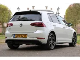 Volkswagen Golf thumbnail 3