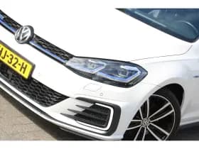 Volkswagen Golf thumbnail 30