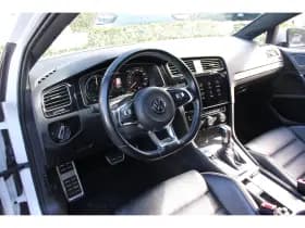 Volkswagen Golf thumbnail 4
