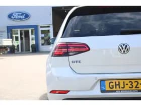 Volkswagen Golf thumbnail 31