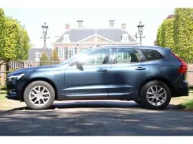Volvo XC60 thumbnail 2