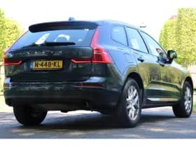 Volvo XC60 thumbnail 3