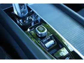 Volvo XC60 thumbnail 7