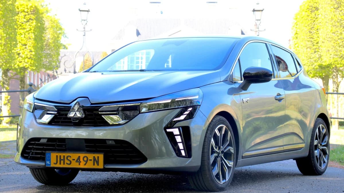 Mitsubishi Colt — foto 1