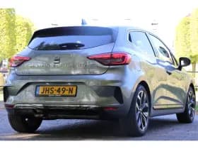 Mitsubishi Colt thumbnail 3