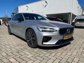 Volvo S60 thumbnail 3