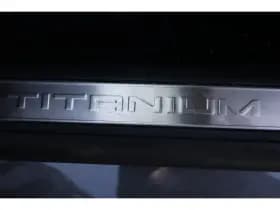 Ford Kuga thumbnail 36