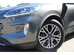 Ford Kuga thumbnail 39