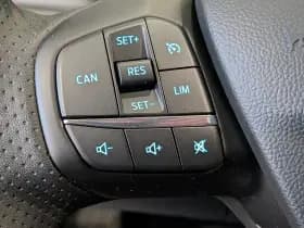 Ford Focus thumbnail 9