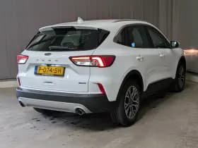 Ford Kuga thumbnail 4