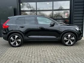 Volvo XC40 thumbnail 7