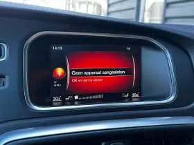 Volvo V40 thumbnail 19