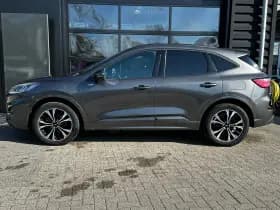 Ford Kuga thumbnail 3