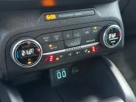 Ford Focus thumbnail 23