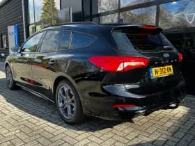 Ford Focus thumbnail 4