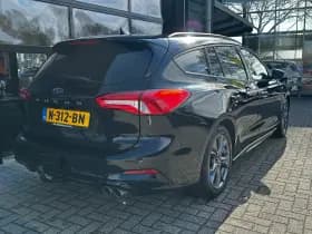 Ford Focus thumbnail 6