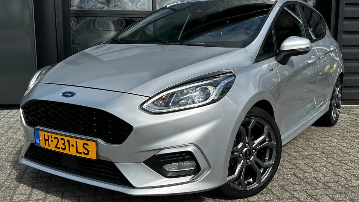 Ford Fiesta — foto 1