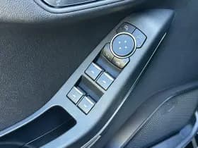 Ford Fiesta thumbnail 11