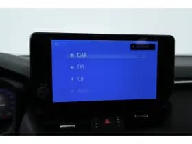 Toyota RAV4 thumbnail 13