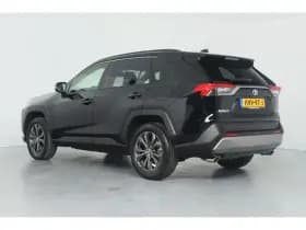 Toyota RAV4 thumbnail 3