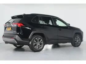 Toyota RAV4 thumbnail 5