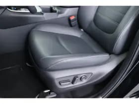 Toyota RAV4 thumbnail 10