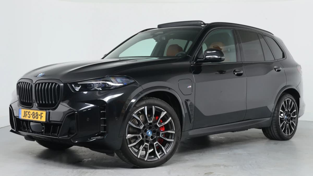 BMW X5 — foto 1