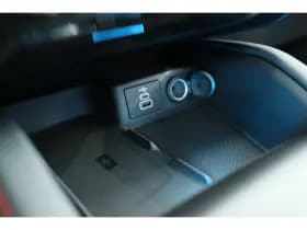 Ford Kuga thumbnail 38