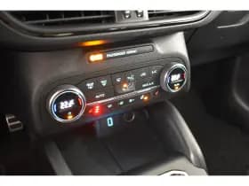 Ford Focus thumbnail 14