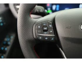 Ford Kuga thumbnail 32