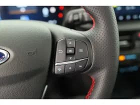 Ford Kuga thumbnail 33