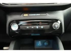 Ford Kuga thumbnail 36